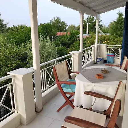 Sea Waves Apartments Nea Epidavros Exterior photo